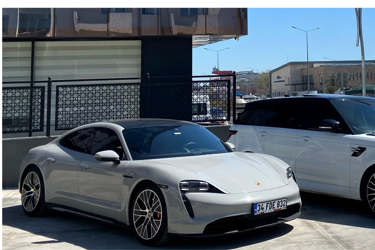 VIP and Luxury Vehicle Group